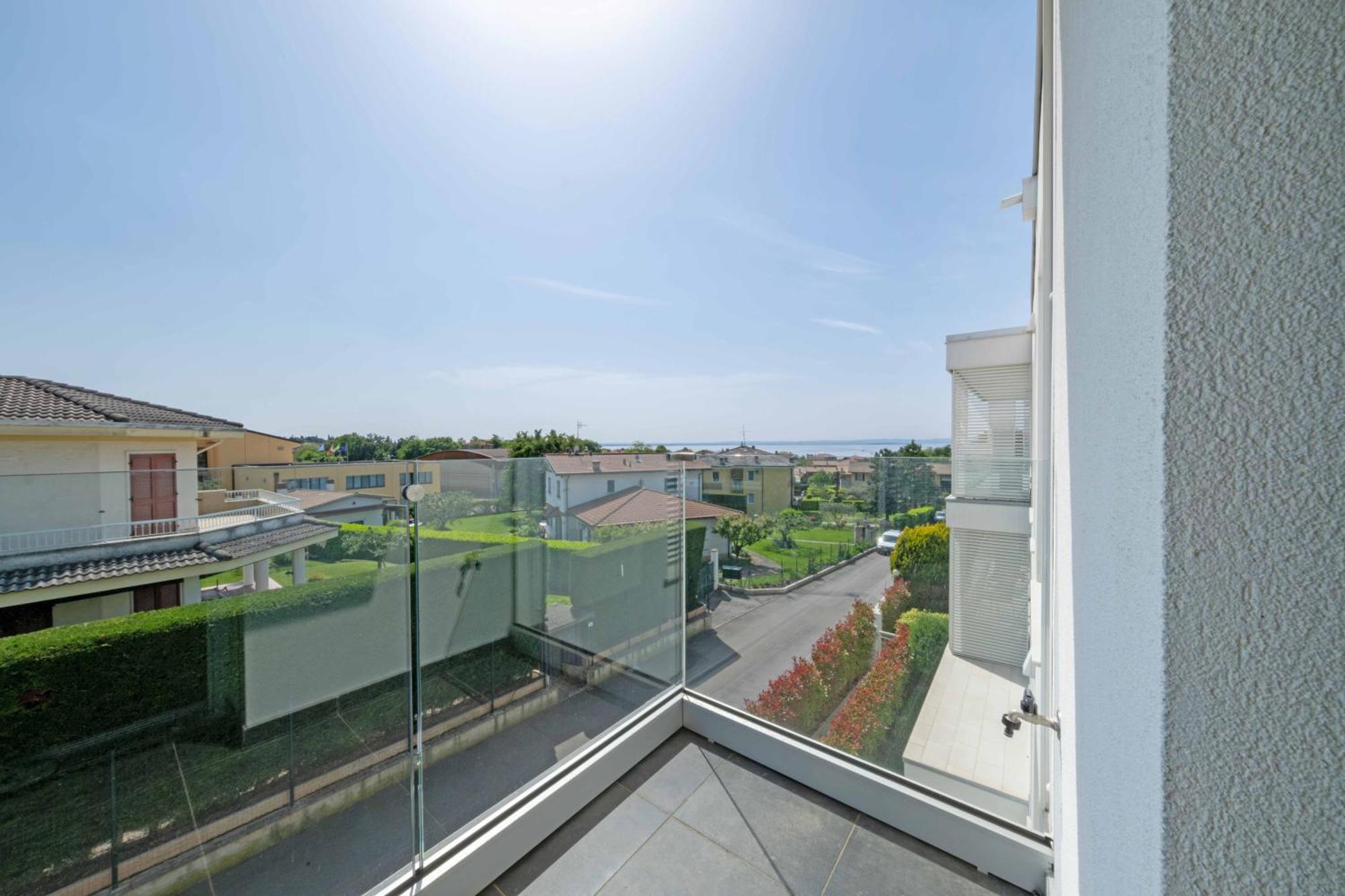 Apartmentsgarda - Le Terrazze Del Garda Residence Lazise Exterior foto