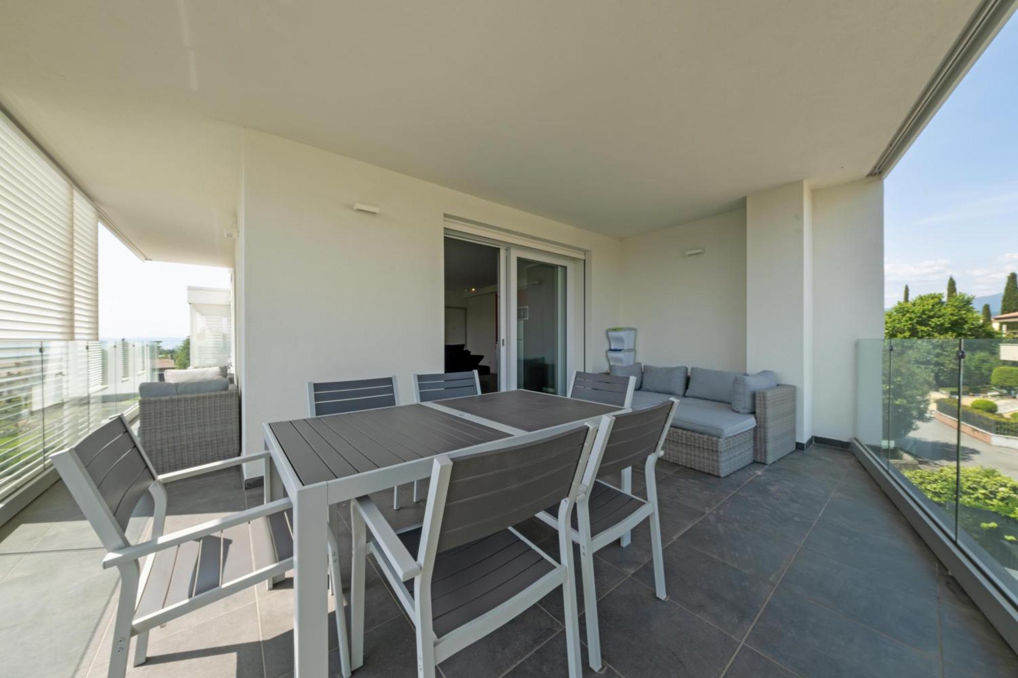 Apartmentsgarda - Le Terrazze Del Garda Residence Lazise Exterior foto